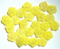 25 15mm Matte Yellow Marble Flower Beads